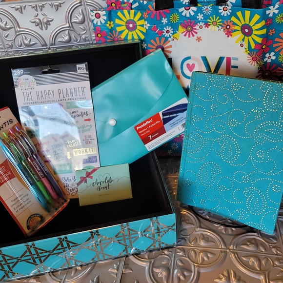 6pc. Blue Patterned Planner Lacquer Organizer Box Set with Accessories - Picture 1 of 12